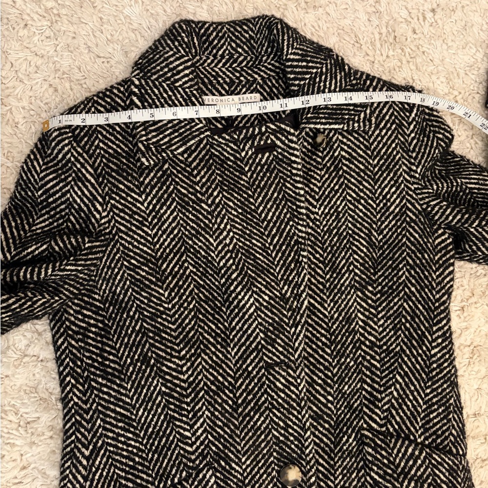 Veronica Beard Black and White Herringbone Dickey Compatible Coat, 6, EUC - Picture 8 of 9